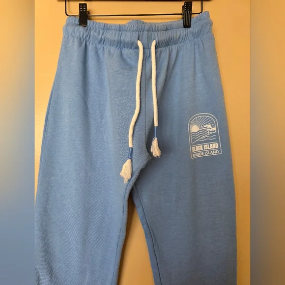Legaci Block Island RI Baby Blue Joggers M Coastal Graphic Swratpants Athleisure - Picture 4 of 10